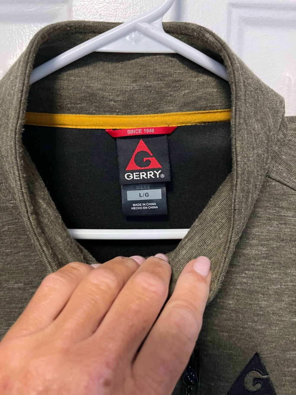 Gerry Weber Men's Olive Green Zip-Up Knit Jacket - Picture 2 of 3